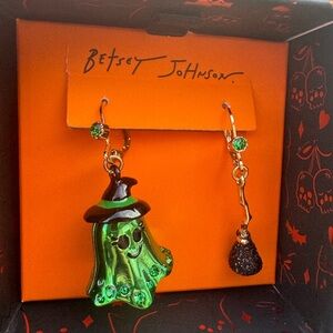 Betsey Johnson Green Ghost Earrings with Black Hat